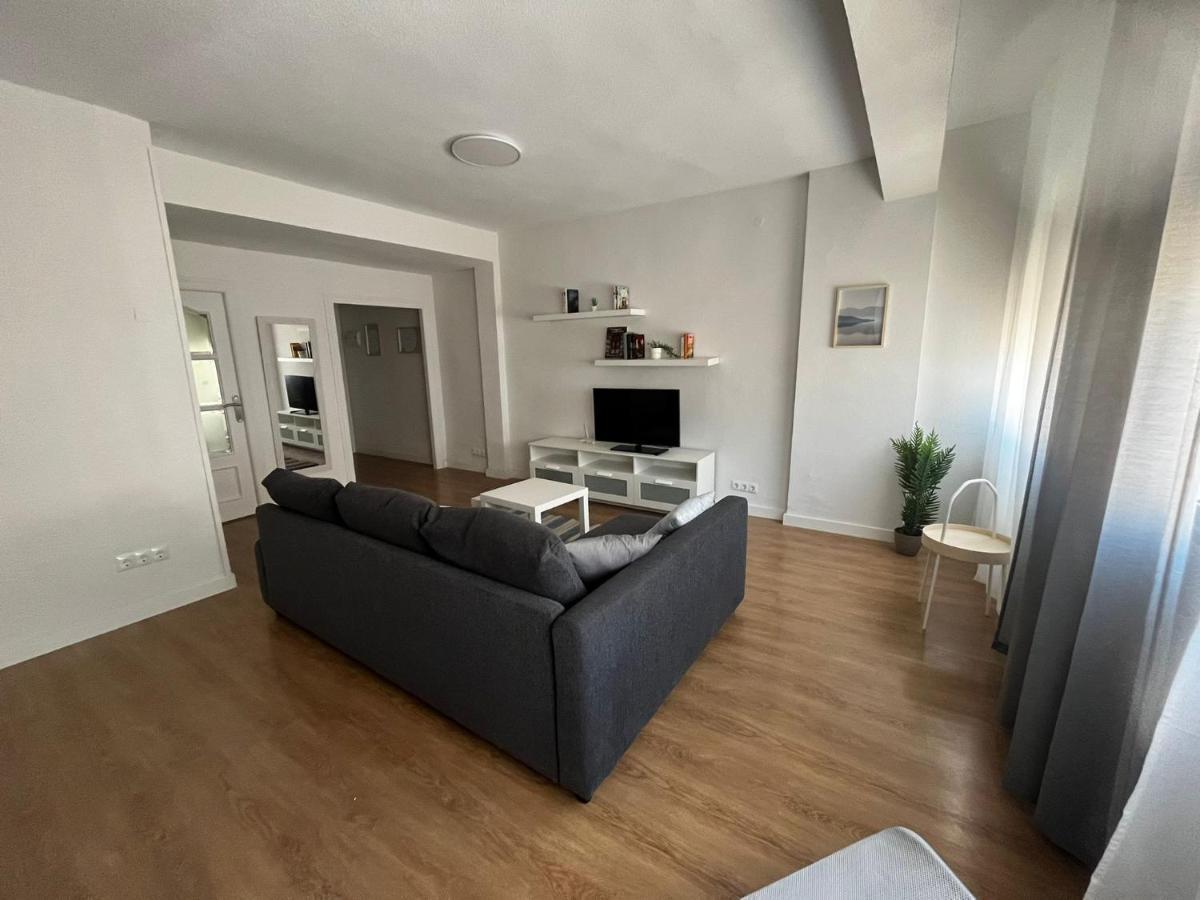 Estupendo Apartamento En Estacion-Centro, Wifi, Agua Por Osmosis Cartagena Buitenkant foto